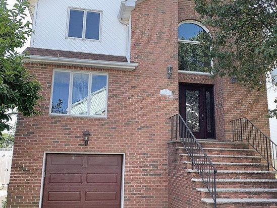 Single-family for Sale Tottenville, Staten Island