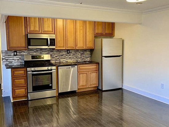 Condo for Sale Greenwood, Brooklyn