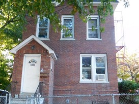 Home for Pre-foreclosure / auction Wakefield, Bronx