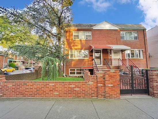 Single-family for Sale Gravesend, Brooklyn