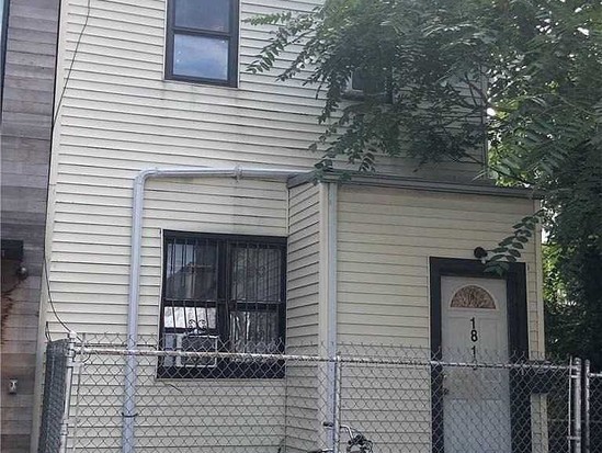 Single-family for Sale Ridgewood, Queens