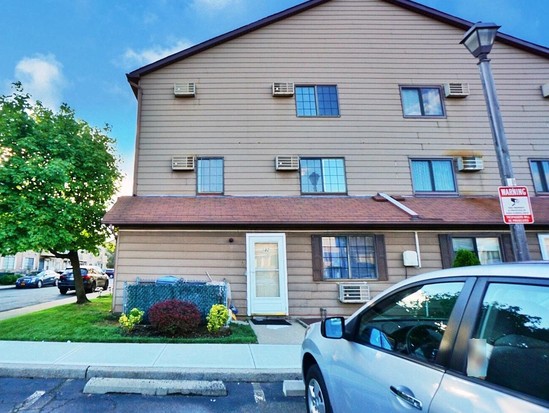 Townhouse for Sale New Springville, Staten Island