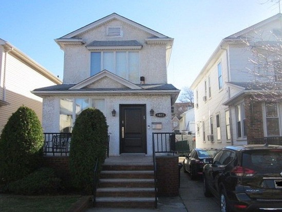 Single-family for Pre-foreclosure / auction Gravesend, Brooklyn