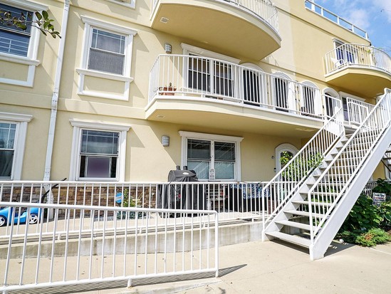 Condo for Sale Rockaway Park, Queens