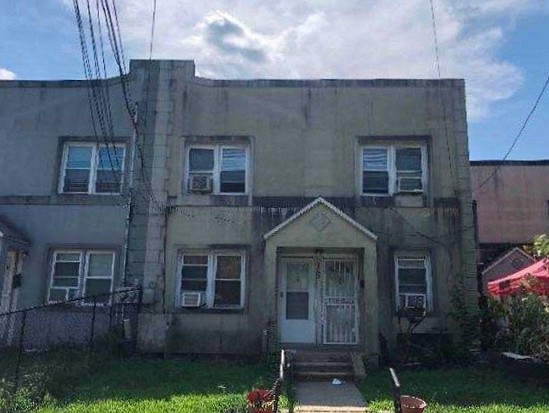 Multi-family for Auction Springfield Gardens, Queens