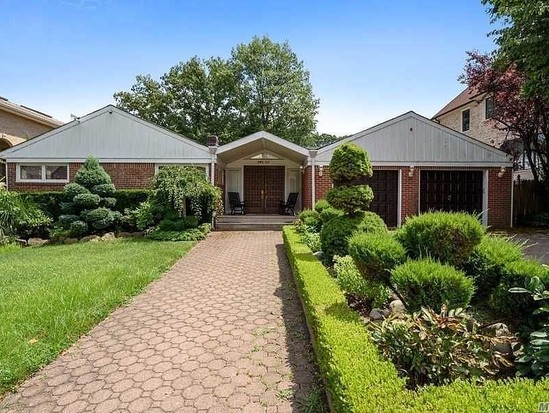 Single-family for Sale Jamaica Estates, Queens