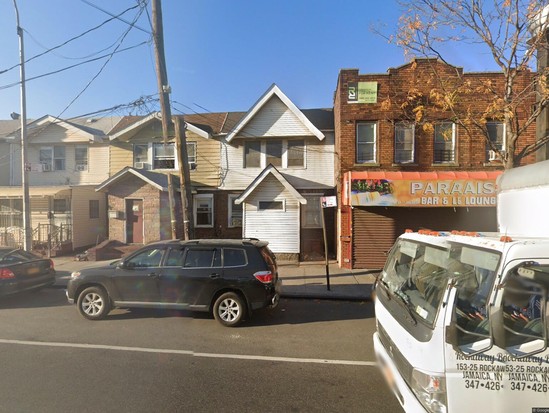 Single-family for Pre-foreclosure / auction Hollis, Queens