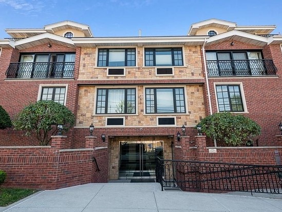 Condo for Sale Dyker Heights, Brooklyn