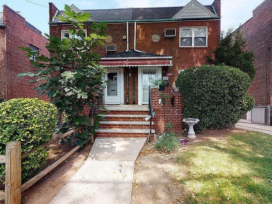 Single-family for Sale Marine Park, Brooklyn