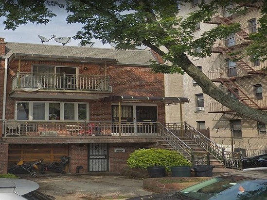 Multi-family for Sale Bensonhurst, Brooklyn