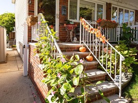 Home for Sale Bay Terrace, Staten Island