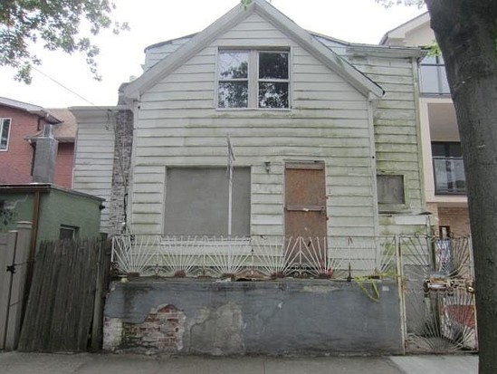 Single-family for Sale Manhattan Beach, Brooklyn