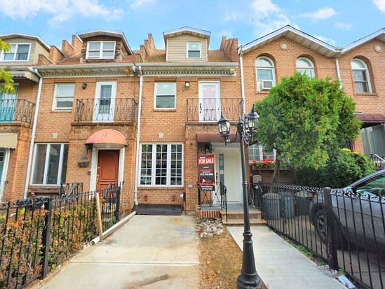 Single-family for Sale Greenwood, Brooklyn