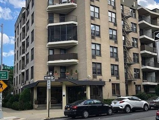 Condo for Sale Pelham Bay, Bronx