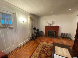 Home for Sale St Albans, Queens