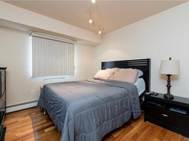 Home for Sale Throggs Neck, Bronx