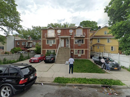 Single-family for Pre-foreclosure / auction Canarsie, Brooklyn