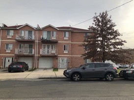 Home for Pre-foreclosure / auction Baychester, Bronx