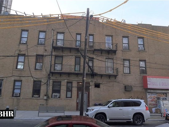 Single-family for Sale Coney Island, Brooklyn