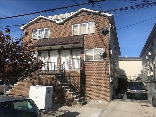 Multi-family for Sale Baychester, Bronx