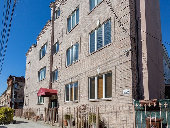 Condo for Sale Ridgewood, Queens