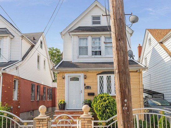 Single-family for Sale St Albans, Queens