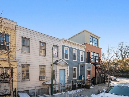 Townhouse for Sale Greenwood, Brooklyn