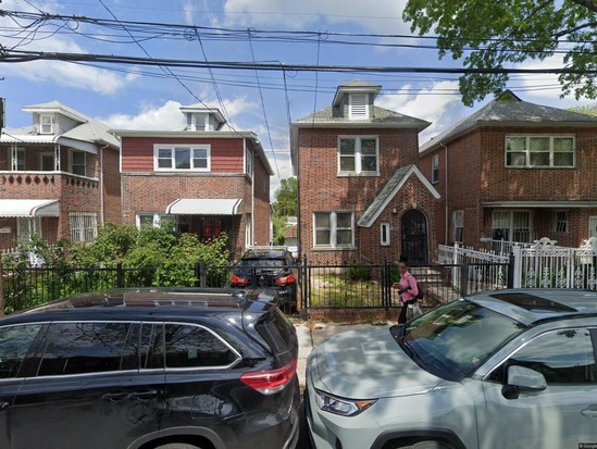 Single-family for Sale Edenwald, Bronx