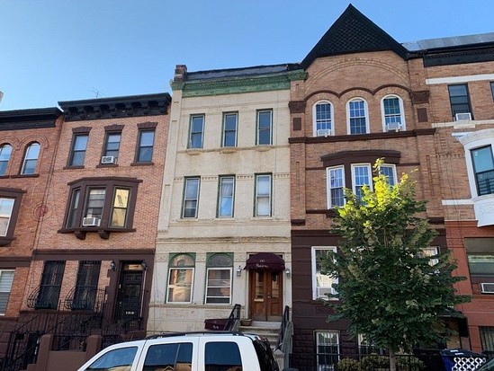 Single-family for Pre-foreclosure / auction Hamilton Heights, Manhattan