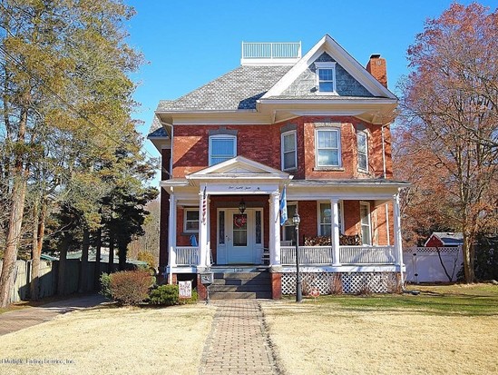 Single-family for Sale Princes Bay, Staten Island