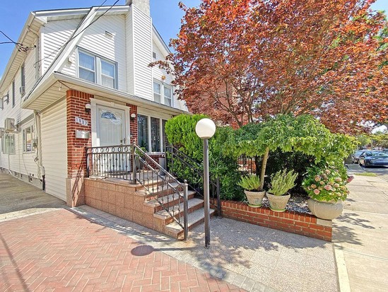 Single-family for Sale Sheepshead Bay, Brooklyn