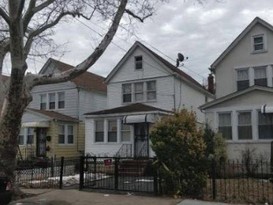 Home for Auction St Albans, Queens