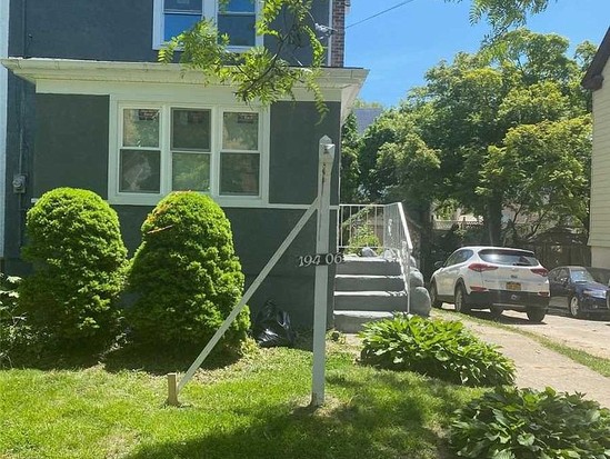 Single-family for Sale St Albans, Queens