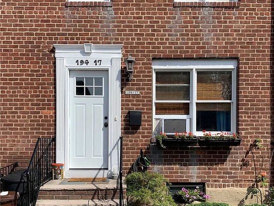 Single-family for Sale Flushing, Queens