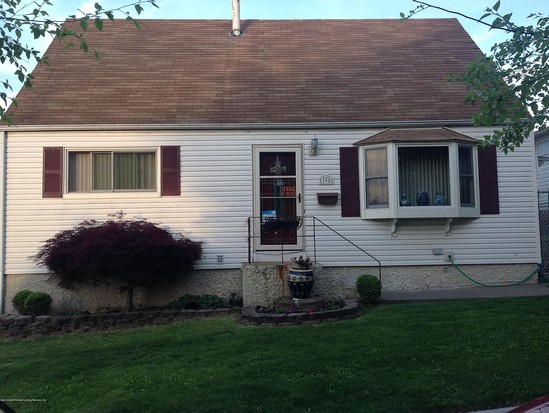 Single-family for Sale Castleton Corners, Staten Island