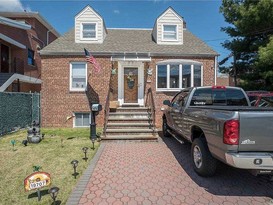 Home for Sale Auburndale, Queens