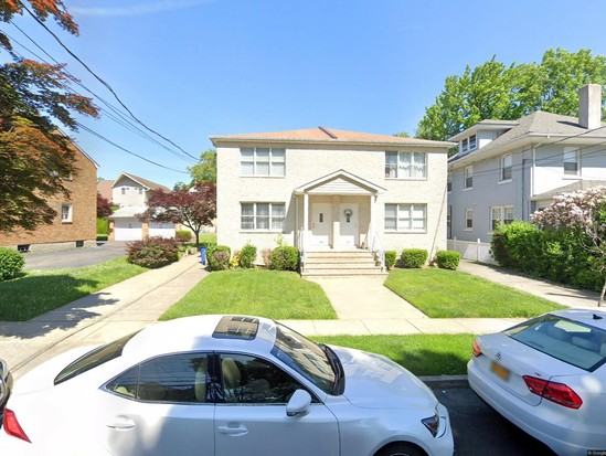 Multi-family for Pre-foreclosure New Dorp, Staten Island