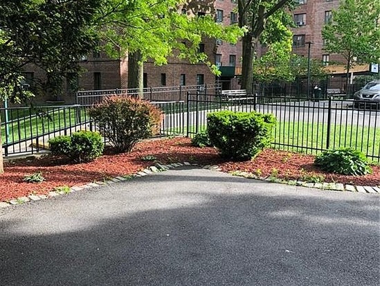 Condo for Sale Parkchester, Bronx