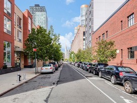 Home for Sale Long Island City, Queens