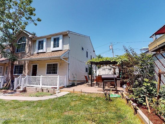 Townhouse for Sale Willowbrook, Staten Island