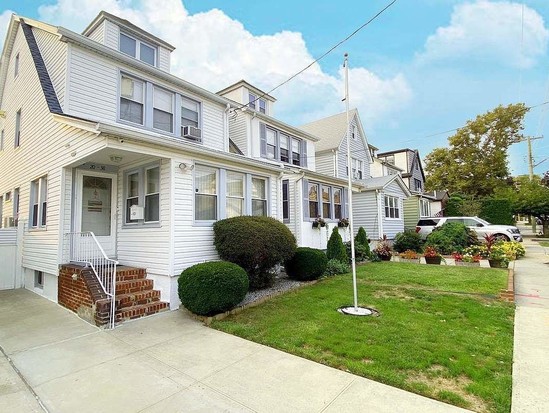 Single-family for Sale Whitestone, Queens