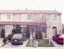 Home for Pre-foreclosure Mariners Harbor, Staten Island