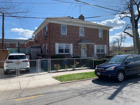 Single-family for Sale Auburndale, Queens