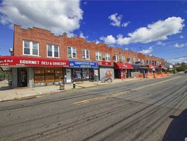 Home for Sale Auburndale, Queens