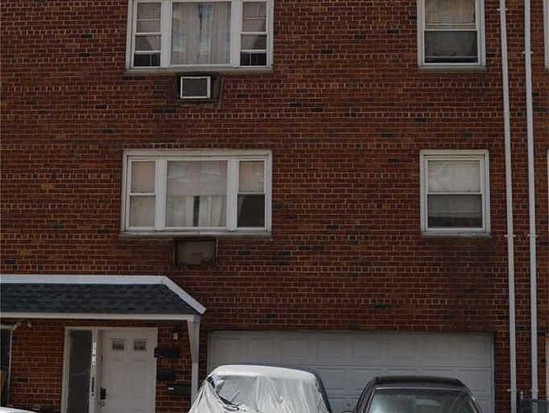 Single-family for Sale Auburndale, Queens