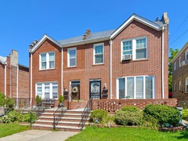 Home for Sale Auburndale, Queens