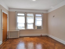 Home for Sale Auburndale, Queens