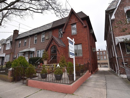 Single-family for Sale Sheepshead Bay, Brooklyn