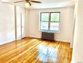 Home for Sale Auburndale, Queens