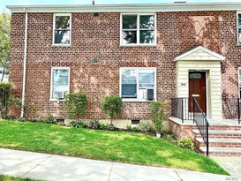 Home for Sale Auburndale, Queens